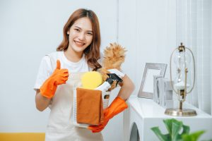 عاملات فلبينيات بالساعة
